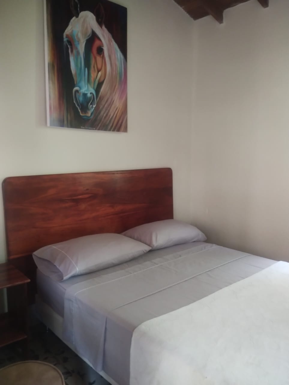 Image gallery image